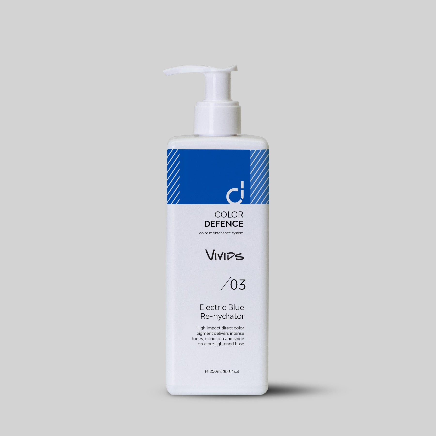 Color Defence Vivids Electric Blue Re-hydrator. Vivids color depositing re-hydrators can be used alone, mixed or diluted. Create unique personalised high intensity tones.Can also use with Color Defence classic range. Prevents color fade, loss of tone & enhances shine. 100% vegan & Sulphate free. Quick, easy & accurate.1234