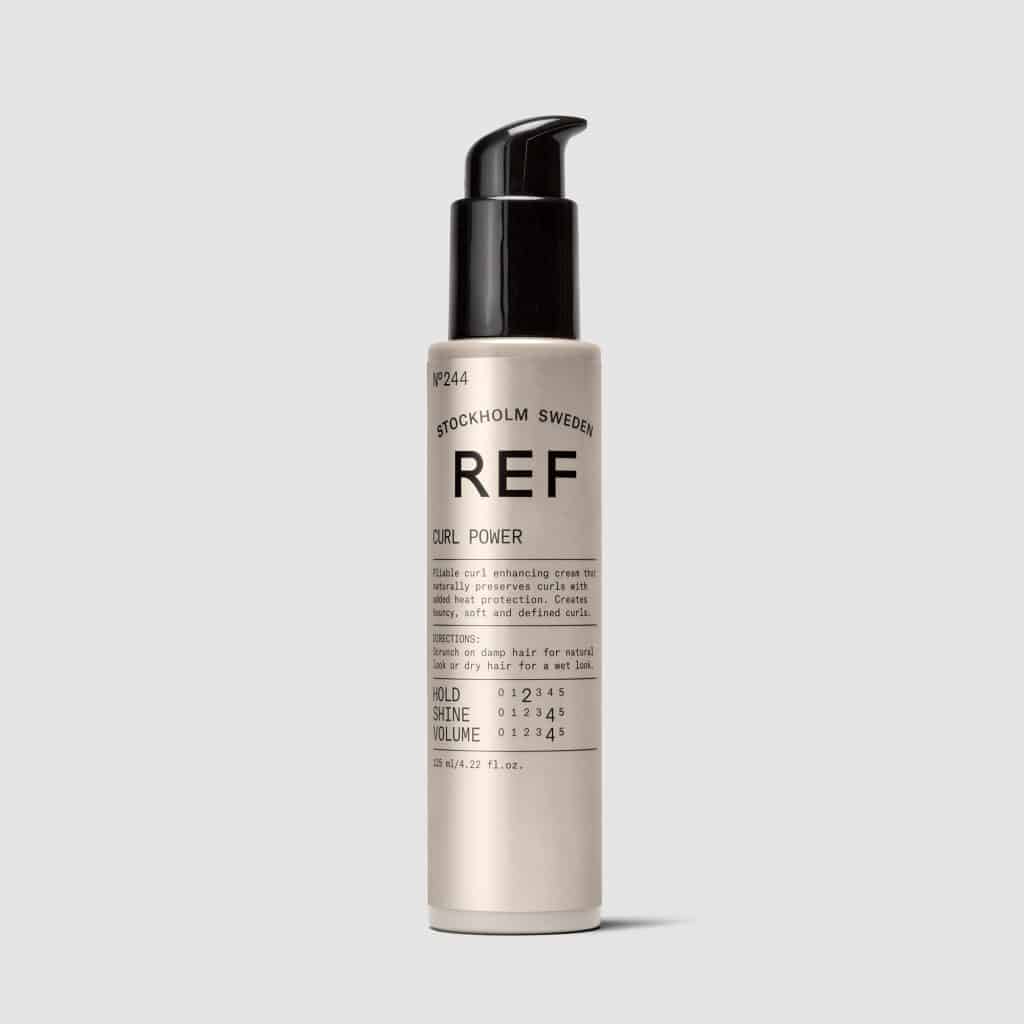 REF Curl Power N°244: A soft cream that helps to preserve and enhance natural curls. Gives shine and light volume to hair. Creates bouncy, soft and defined curls Provides light heat protection 100% Vegan Paraben free Sulphate free Colour preserving.1234