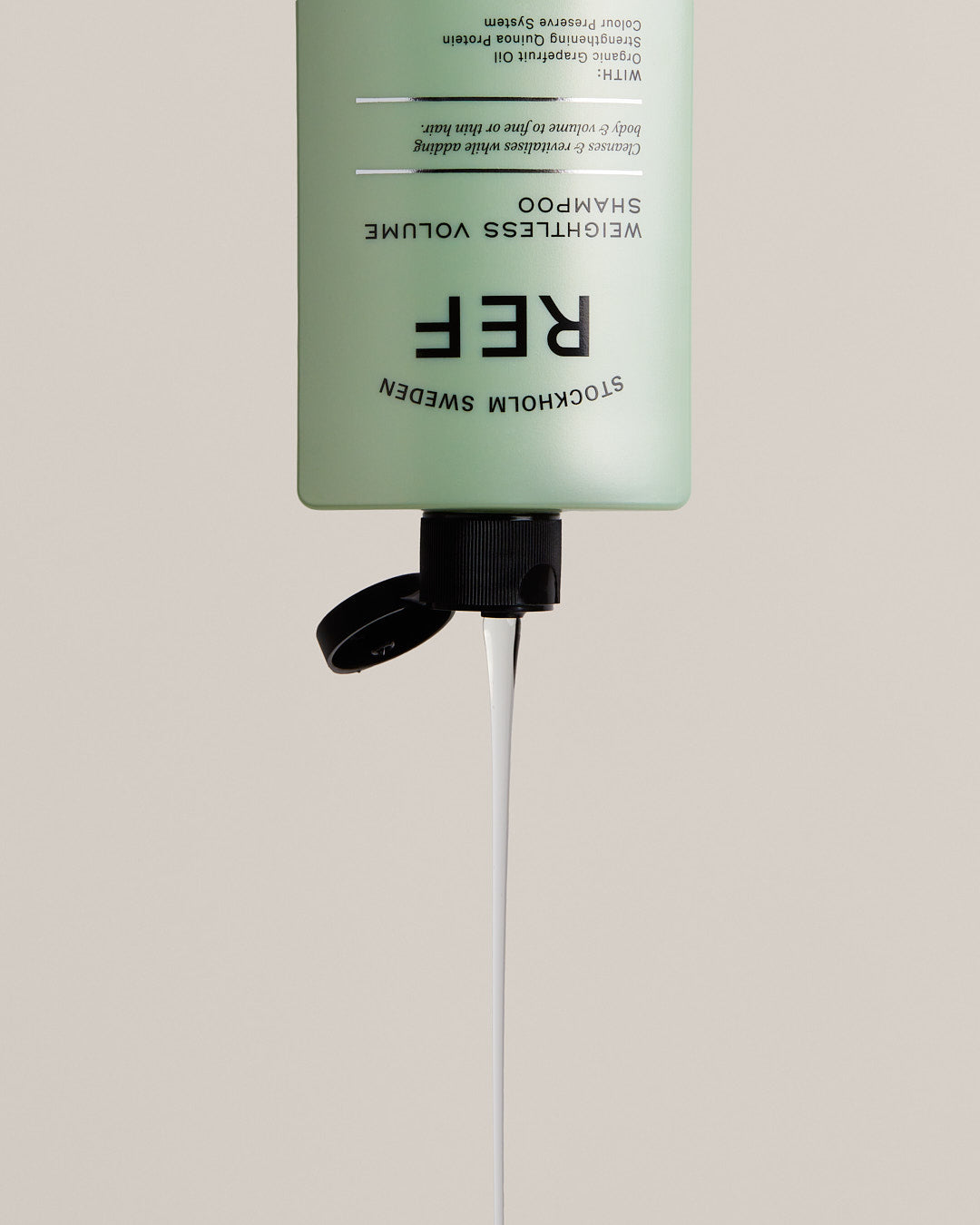 REF Weightless Volume Shampoo