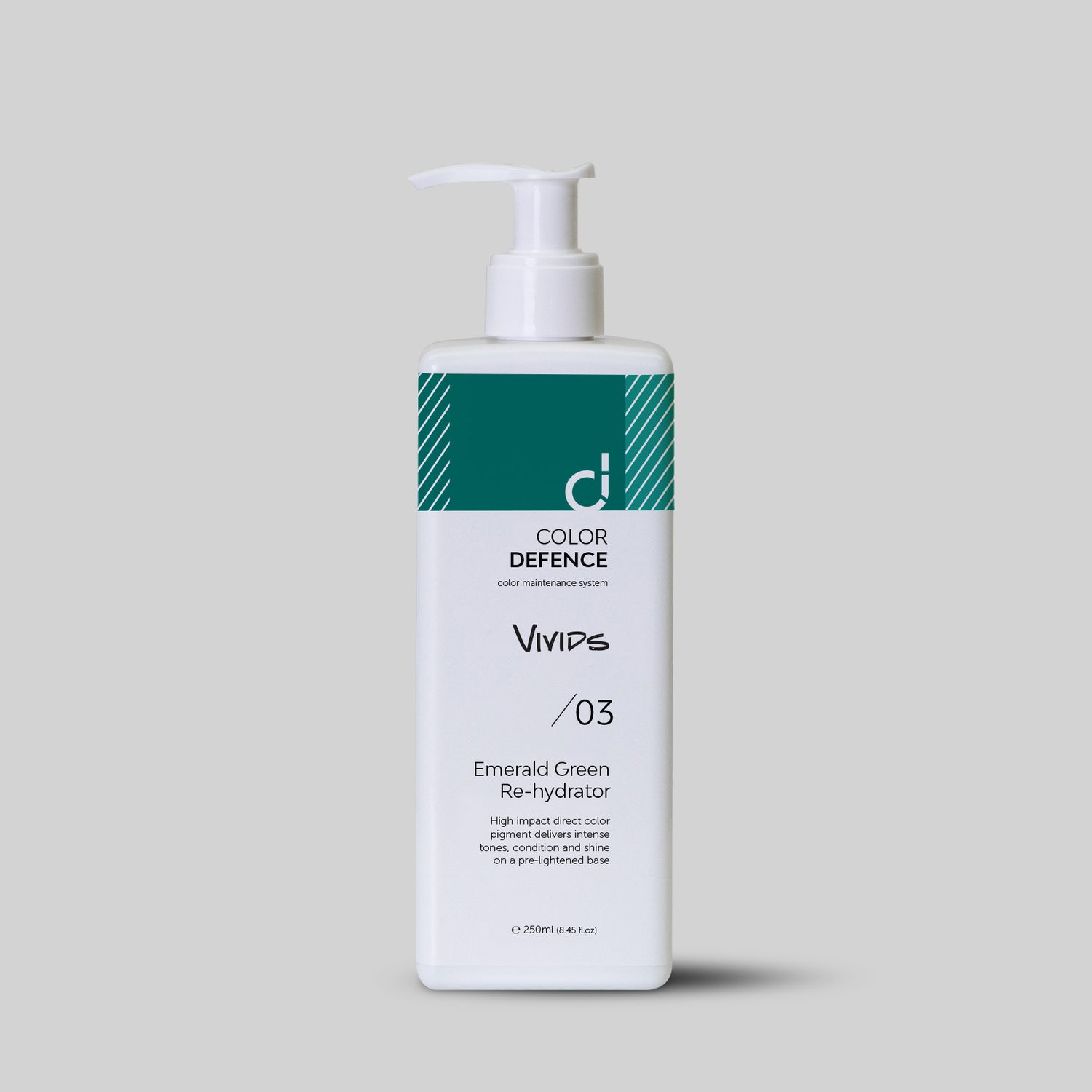Color Defence Vivids Emerald Green Re-hydrator. Vivids color depositing re-hydrators can be used alone, mixed or diluted. Create unique personalised high intensity tones.Can also use with Color Defence classic range. Prevents color fade, loss of tone &amp; enhances shine. 100% vegan &amp; Sulphate free. Quick, easy &amp; accurate.1234
