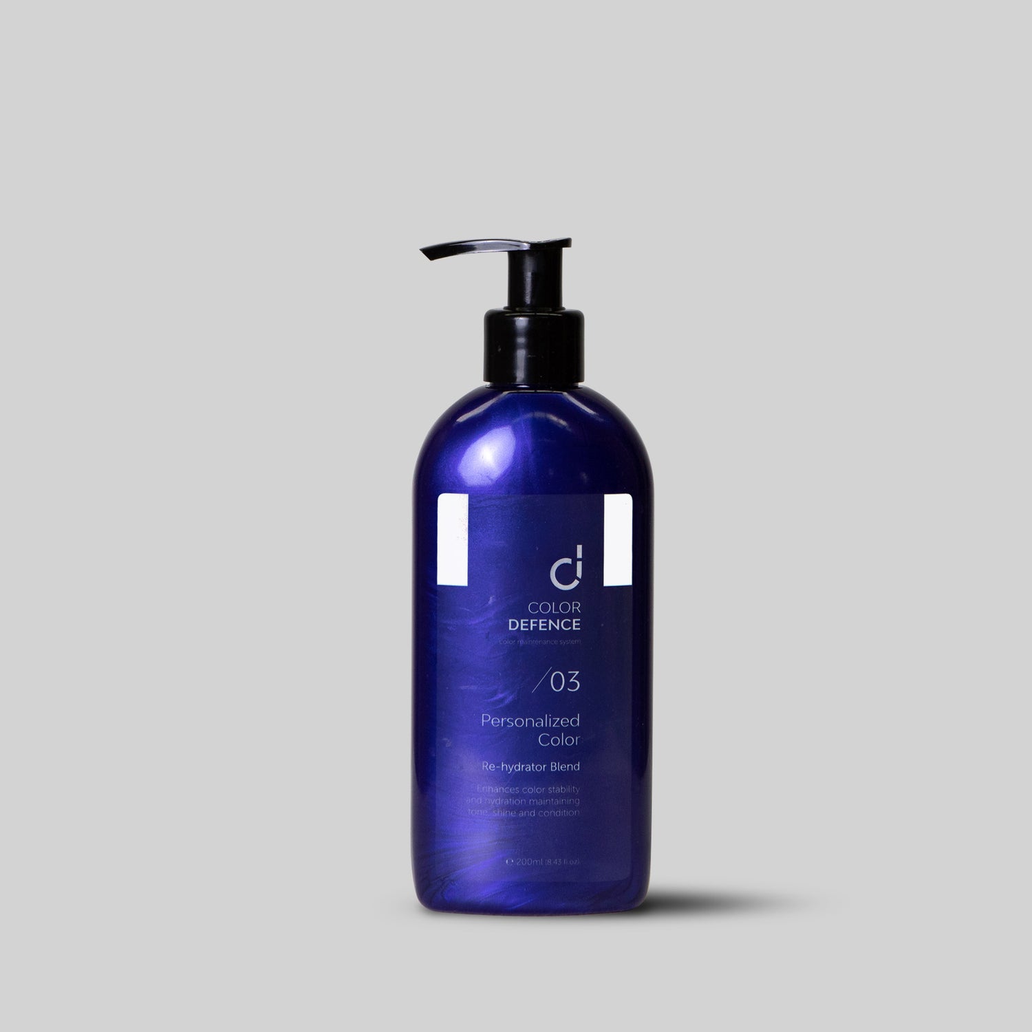 Mix personalised colour rehydrator blends in specially designed Color Defence bottles to personalise clients &