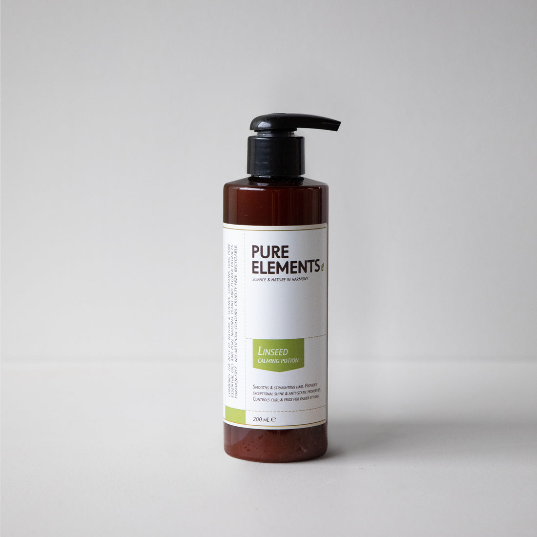 Pure essential oils-Sandalwood & Clove-Pure natural extract of Linseed. Hydrolyzed Wheat Protein. Vitamin E fortified. Safe on colour-treated hair. Smoothes & strengthens hair, controls curl & frizz, exceptional shine & anti-static properties. Conditions & moisturises hair, improves hair strength & moisture retention.1234