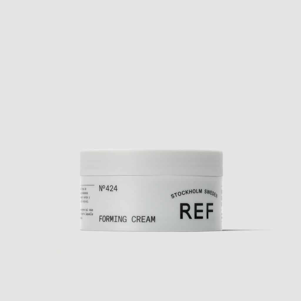 REF Forming Cream N°424 Medium hold soft wax that remains flexible and enhances body and texture with natural shine. Provides hair with volume and structure. Paraben free. Sulphate free. Color preserving.  Directions; Easily applied by Emulsify product between palms. Work through damp or dry hair.1234