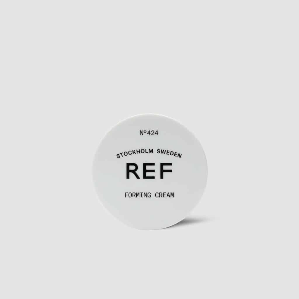 REF Forming Cream N°424 Medium hold soft wax that remains flexible and enhances body and texture with natural shine. Provides hair with volume and structure. Paraben free. Sulphate free. Color preserving.  Directions; Easily applied by Emulsify product between palms. Work through damp or dry hair.1234
